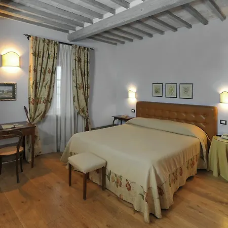 Hotel La Sovana 3*