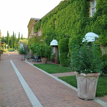 La Sovana Hotel